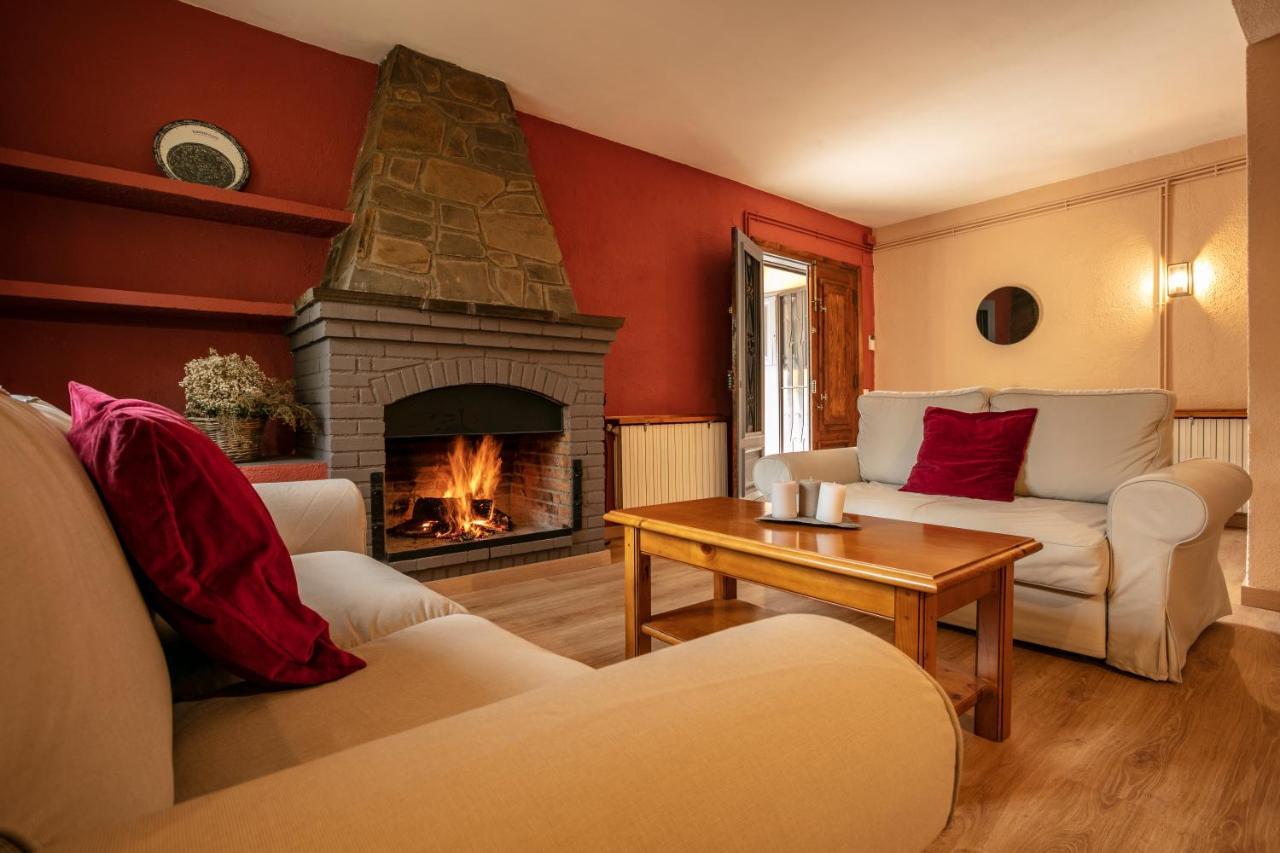 Вилла El Xalet Del Priorat Escaladei Экстерьер фото