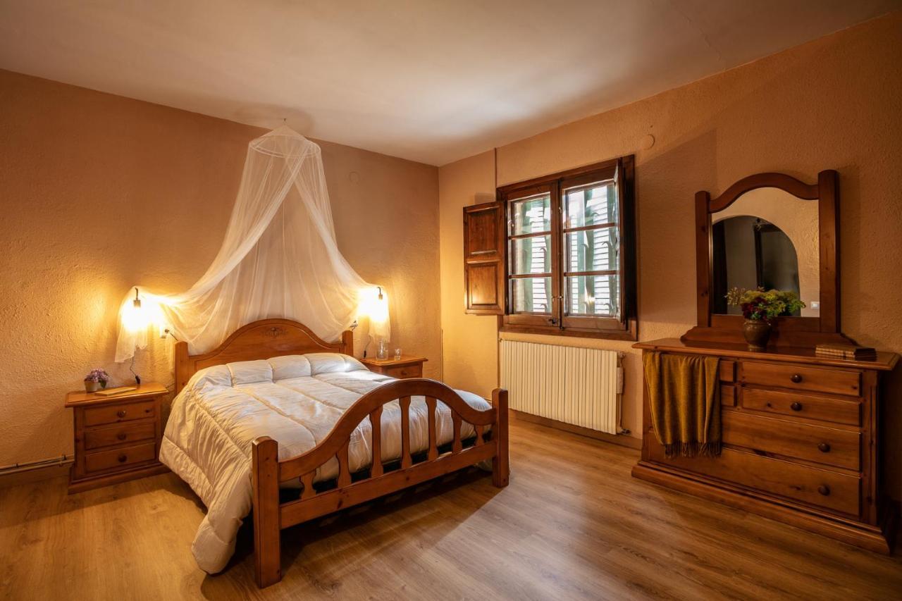 Вилла El Xalet Del Priorat Escaladei Экстерьер фото